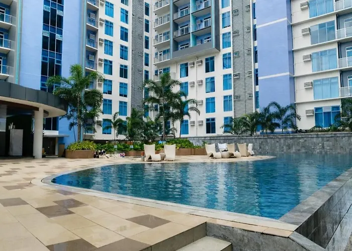 Bluedoor Spring White Near It Park * Cebu